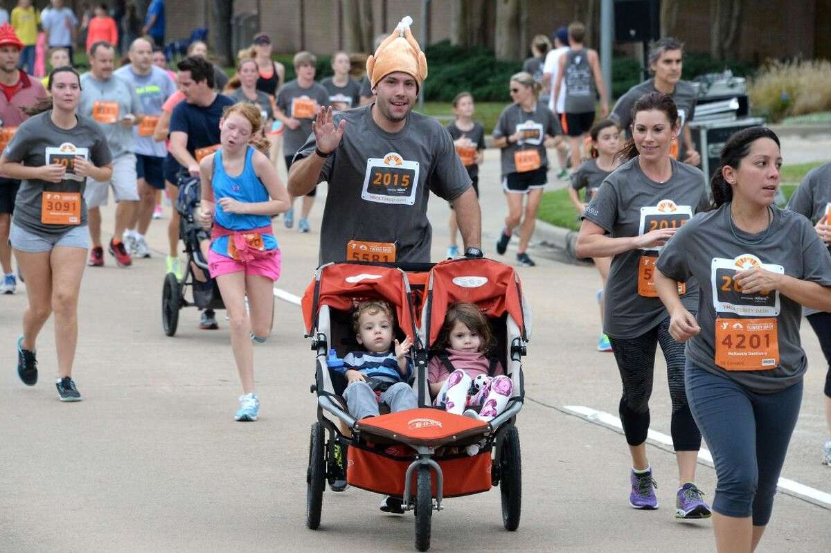Turkey Dash provides Thanksgiving fun for all