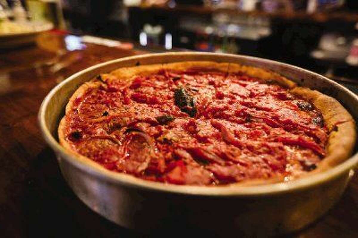 GINO'S EAST: Chicago deep dish pizza now in The Woodlands