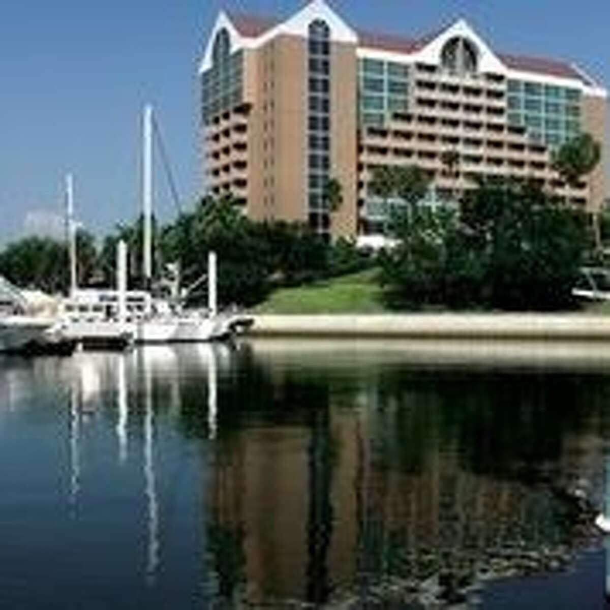 South Shore Harbour announces renovation