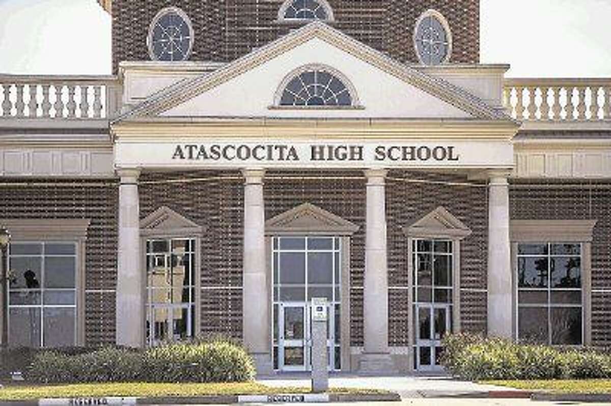Atascocita High and Summer Creek High School parents received a letter sent home to parents informing them a former Humble ISD teacher was arrested and facing a felony charge of improper relationship with a student.