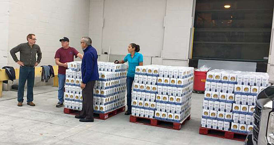 Sugar Partners With United Way Donates 15 000 Pounds Of Sugar To