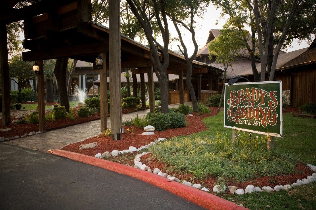 Brady’s Landing names new executive chef