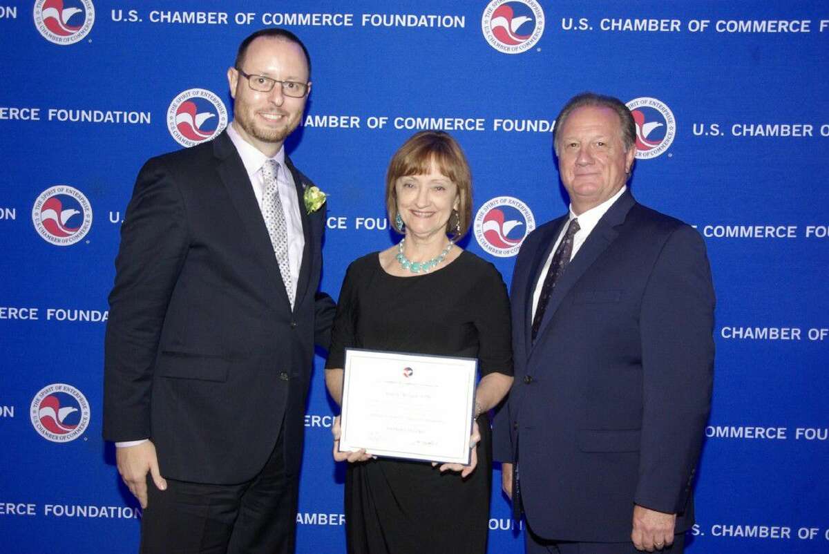 Janette Morgan, IOM, Vice President of Operations, of the Pasadena Chamber of Commerce, has graduated from the program and has received the recognition of IOM.