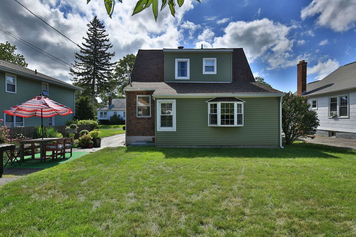 House of the Week Cape Cod in Delmar