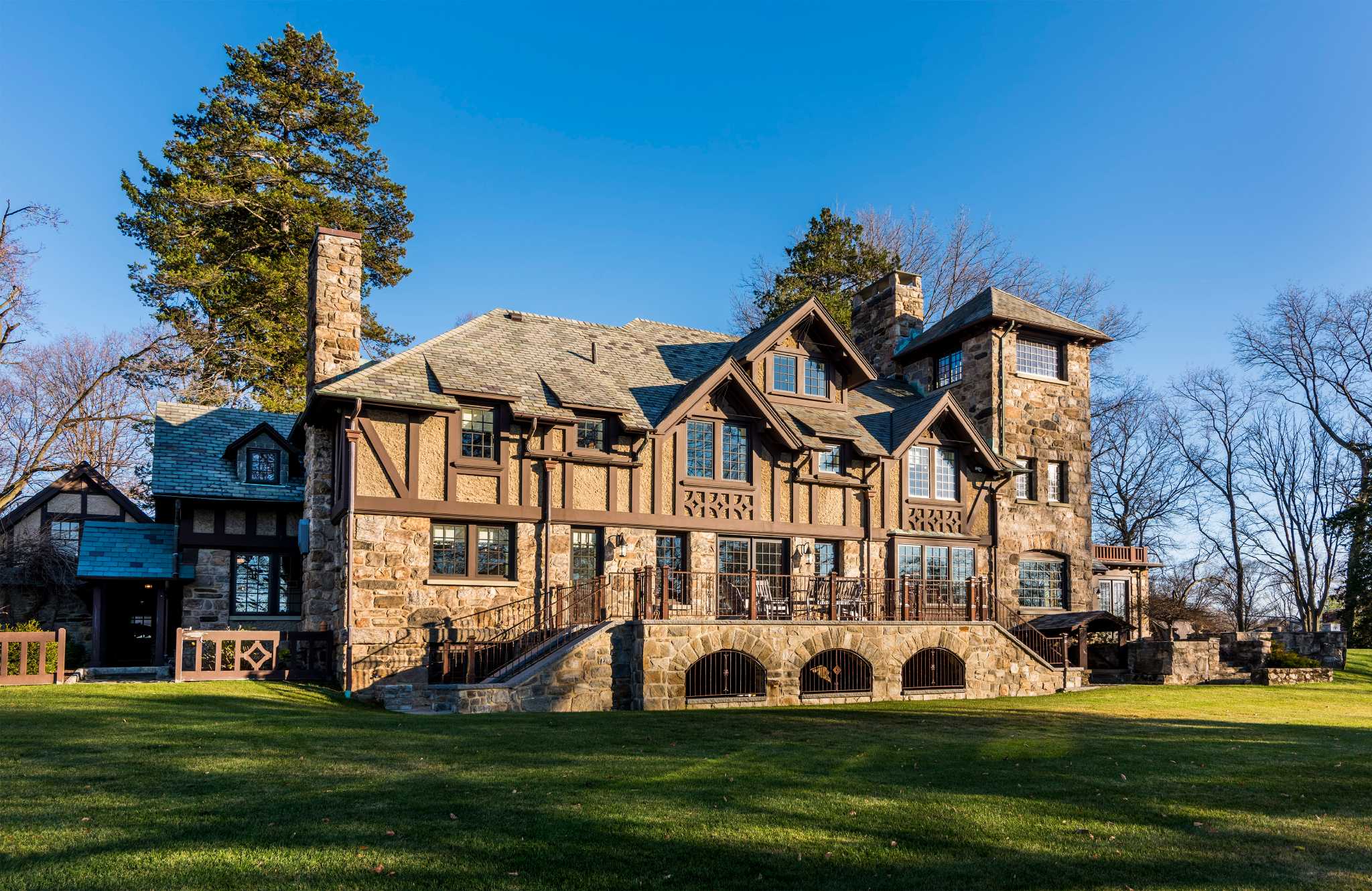 Riverside mansion bears the marks of owners through the years