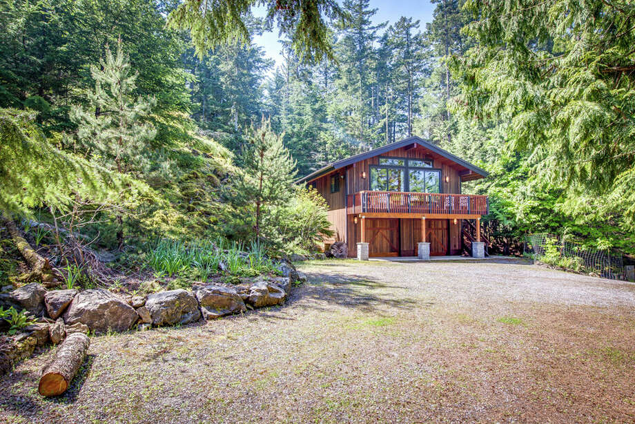 These luxury homes on the Canada border will give you island envy SFGate