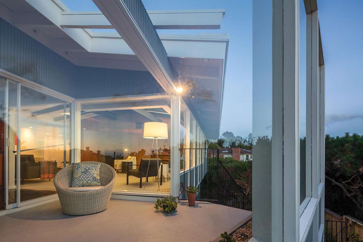 Bay views await from El Cerrito Midcentury open Sunday