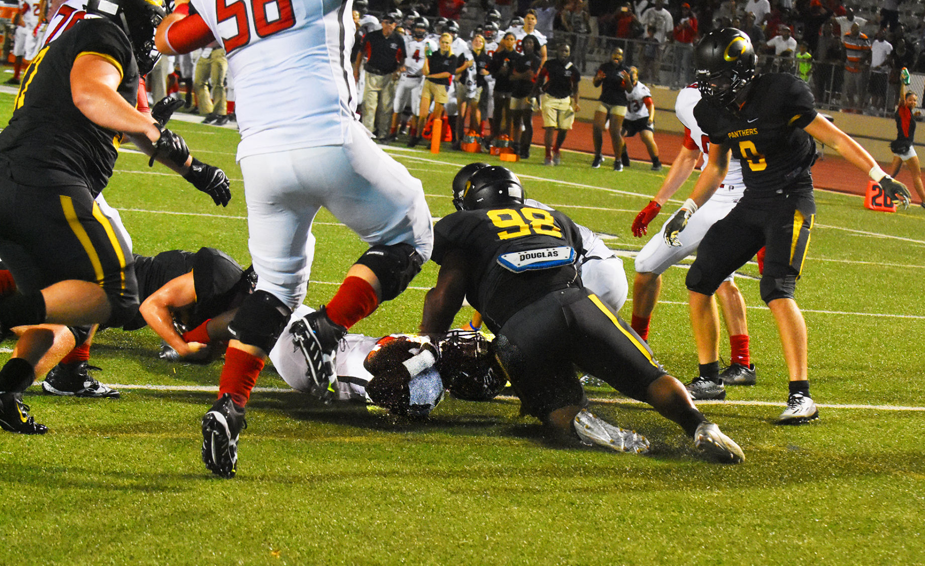 FOOTBALL: Langham Creek earns thrilling 29-28 win against Klein Oak on