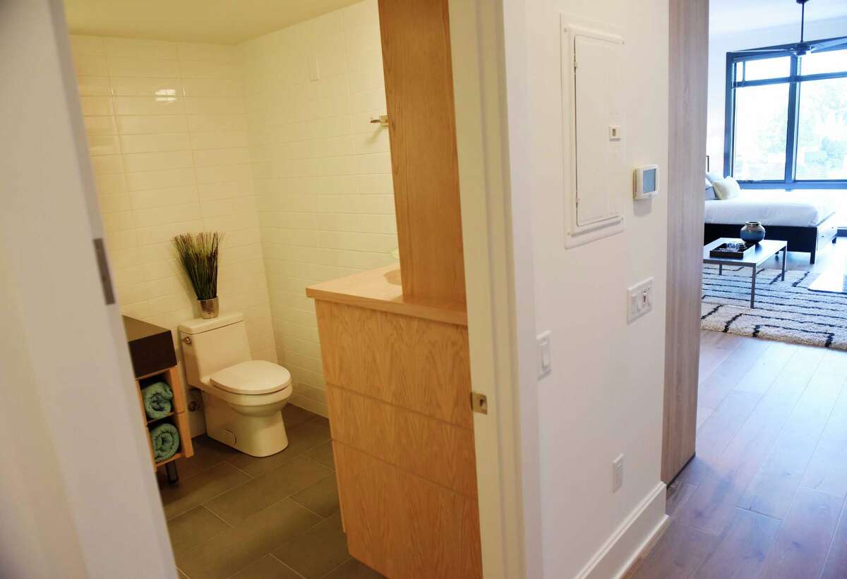 Image showcasing The Penthouse With Private Rooftop Outdoor Jacuzzi - Rent By Owner