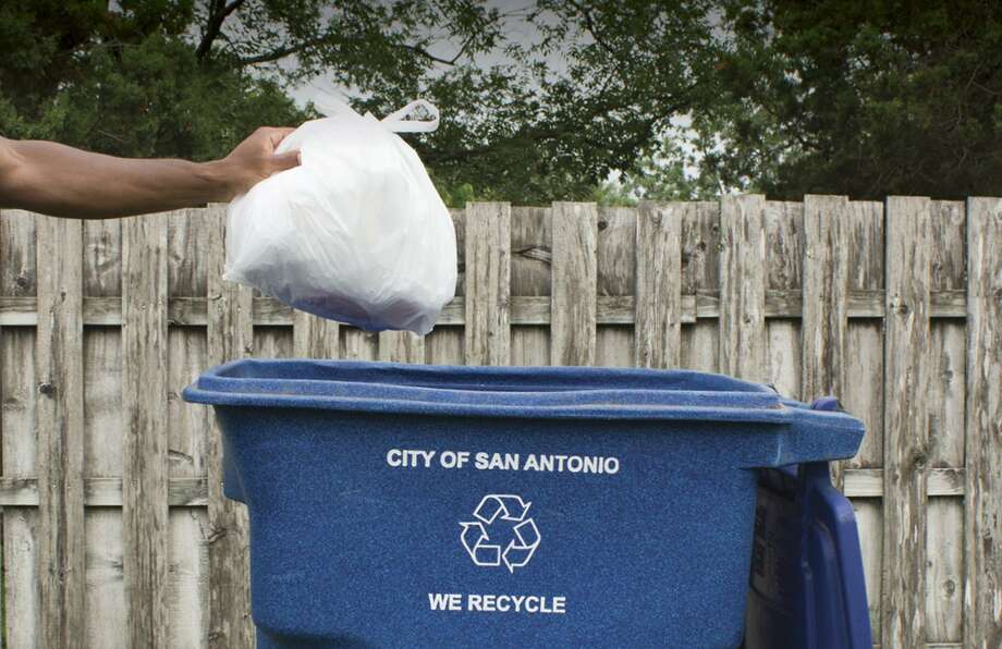 Plastic Bag Recycling Plunges In S A San Antonio Express News The City Of San Antonio Hasn T Banned Or Restricted Use Plastic Bags