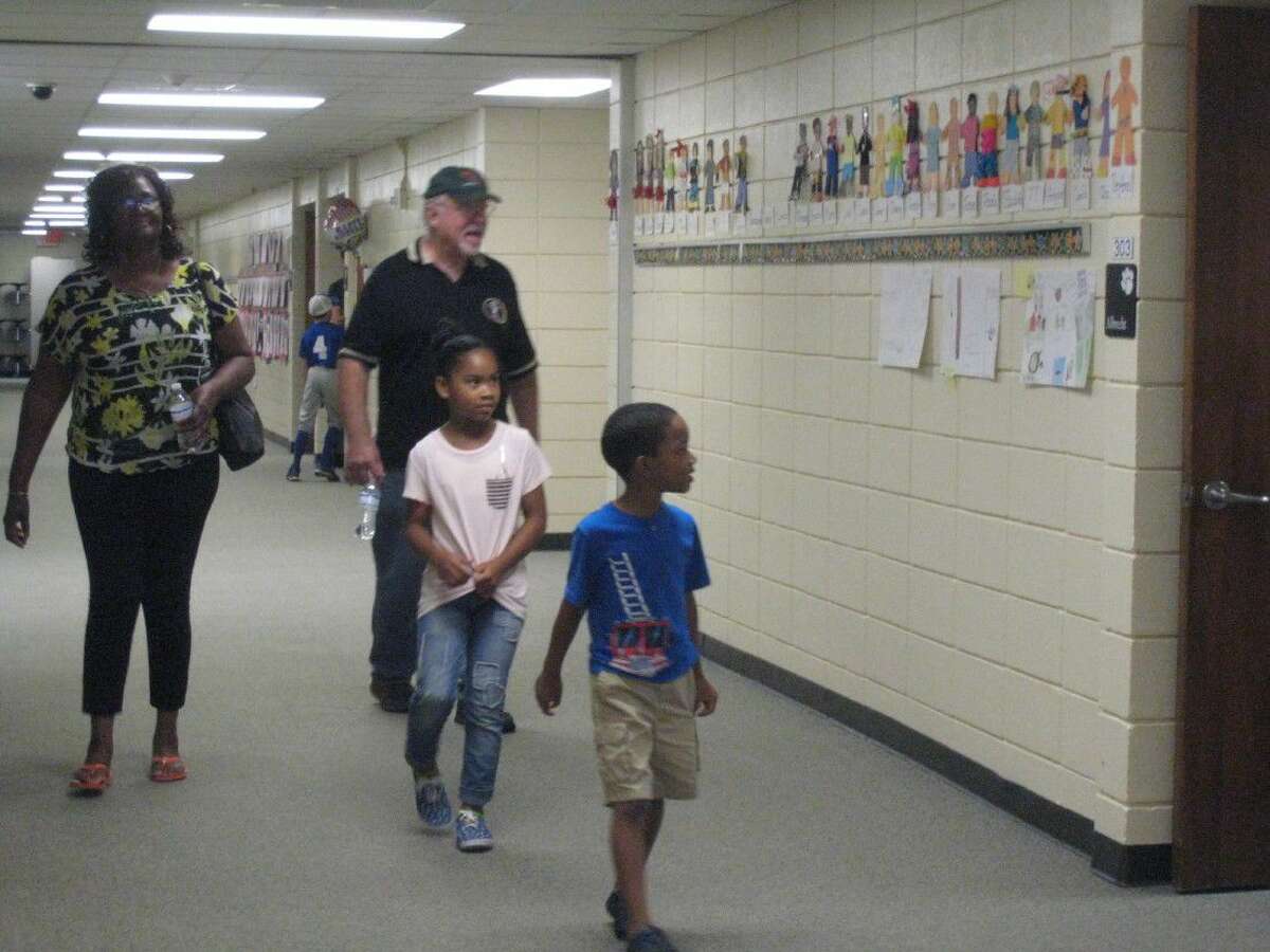 Kingwood's Foster Elementary celebrates 45 years of memories