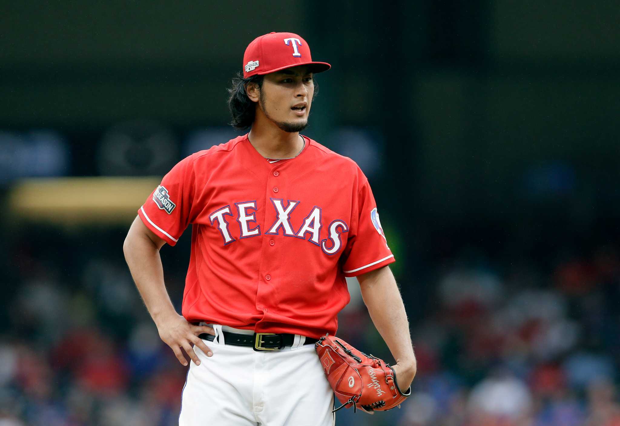 Texas Rangers: Shin-Soo Choo Fractures Forearm