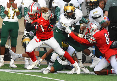 Football Cypress Lakes Makes History With 31 14 Win Against Cypress Falls Houston Chronicle
