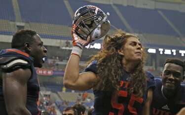 For Utsa S Tauaefa It S Hair Today Even More Hair Tomorrow