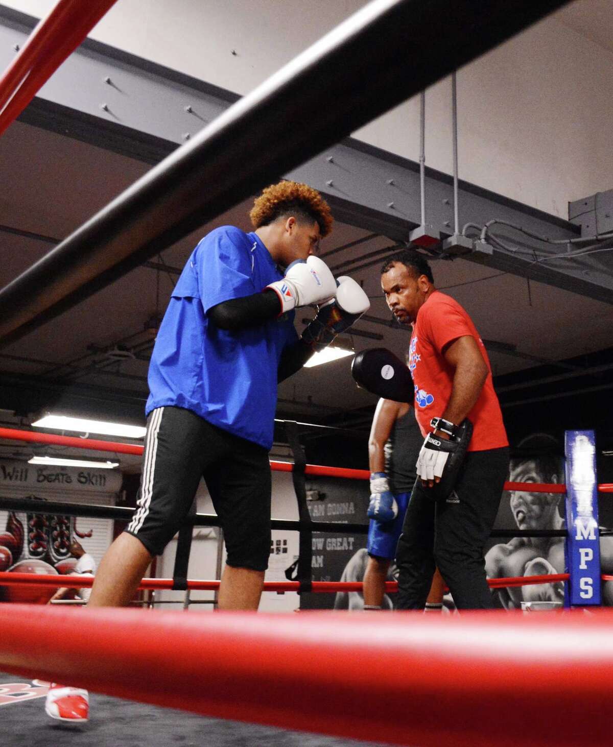 A family of fighters: Feliz brothers turn to father for training A family of fighters: Feliz brothers turn to father for training