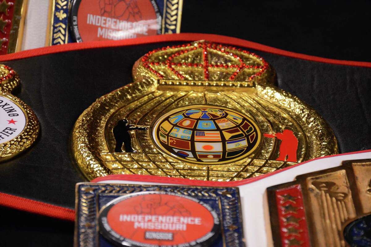 A family of fighters: Feliz brothers turn to father for training A family of fighters: Feliz brothers turn to father for training