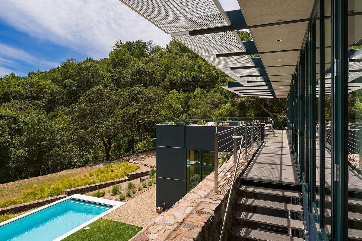 Stunning Luxury Homes With Private Observatories image
