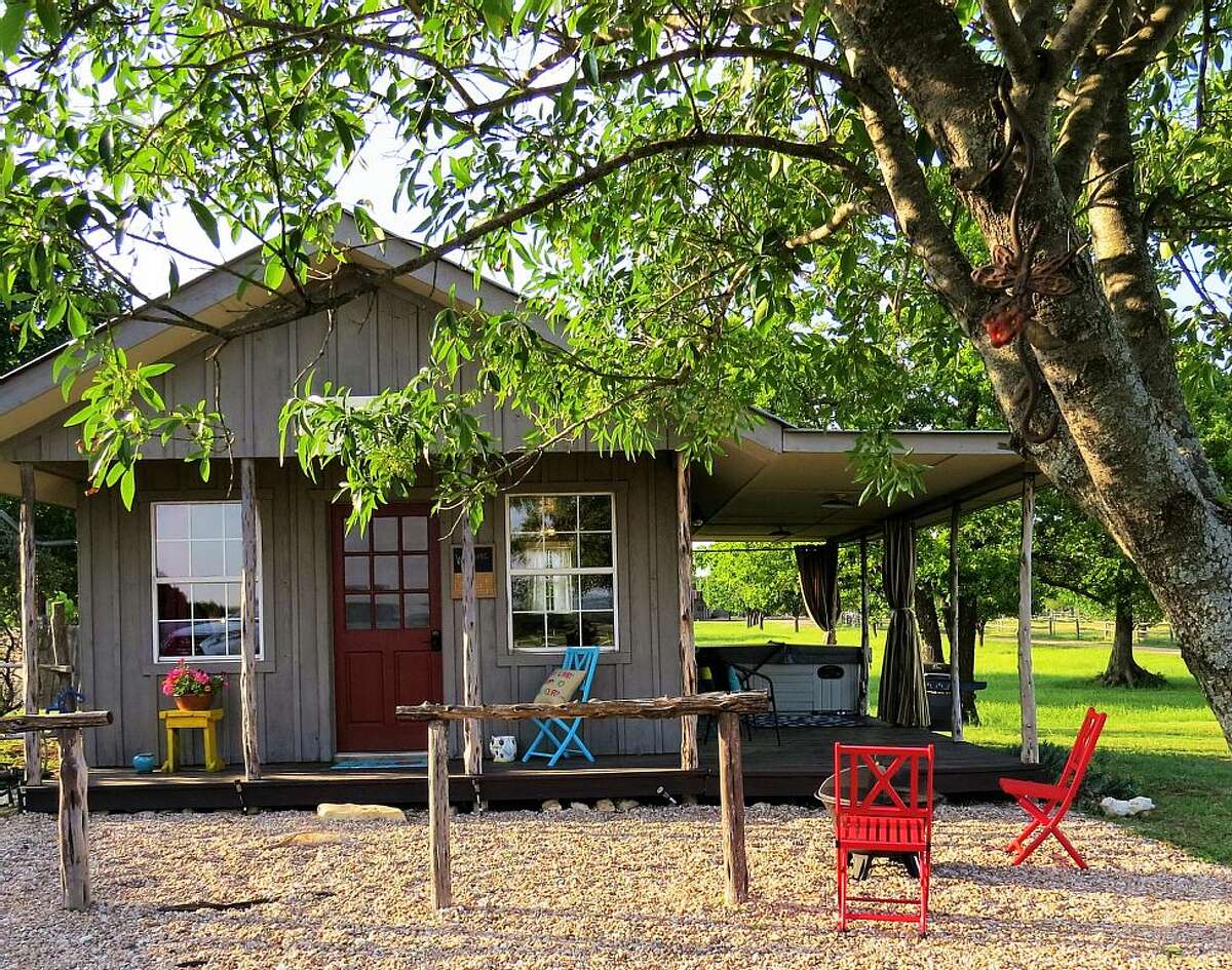 13 Texas cabins to stay in on your fall trips