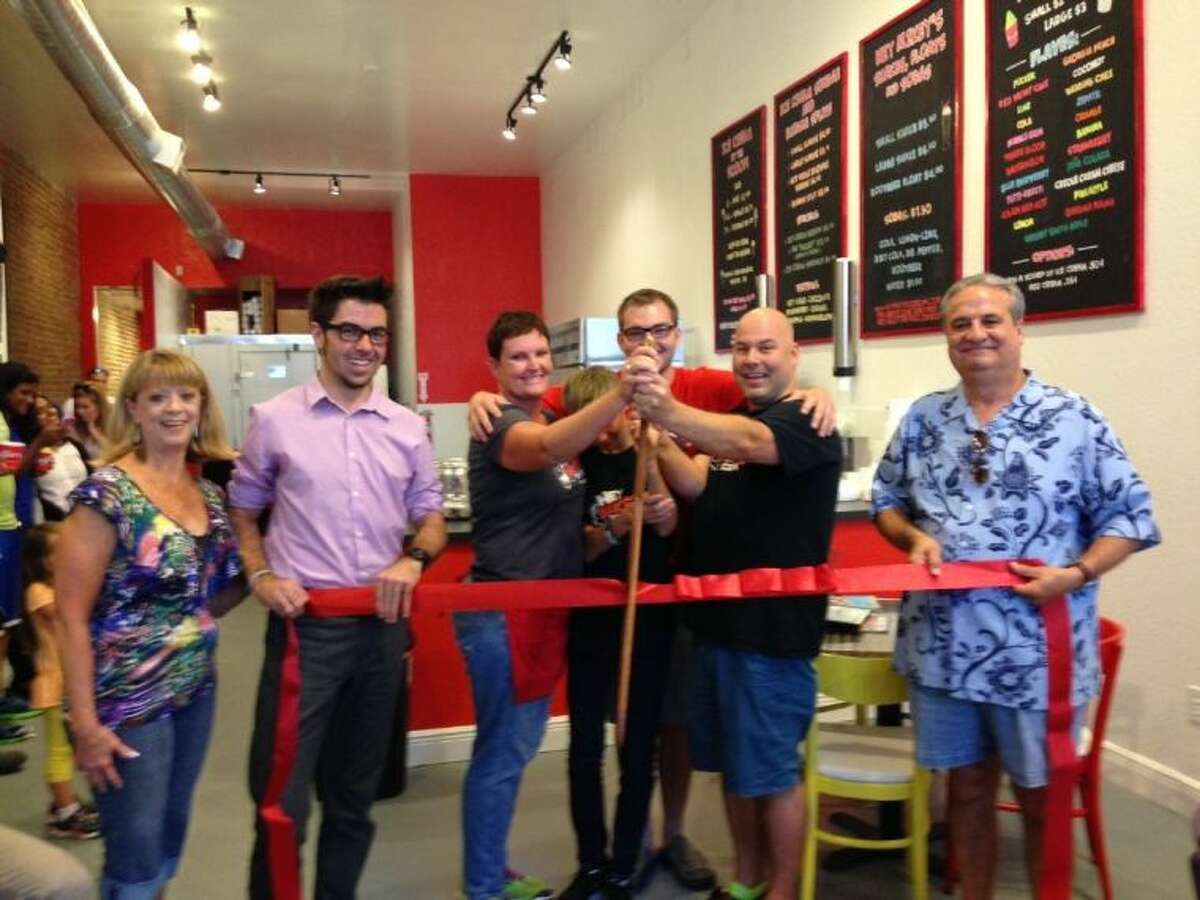 Vegan ice cream shop, 'Over the Moon', coming to Heights in August