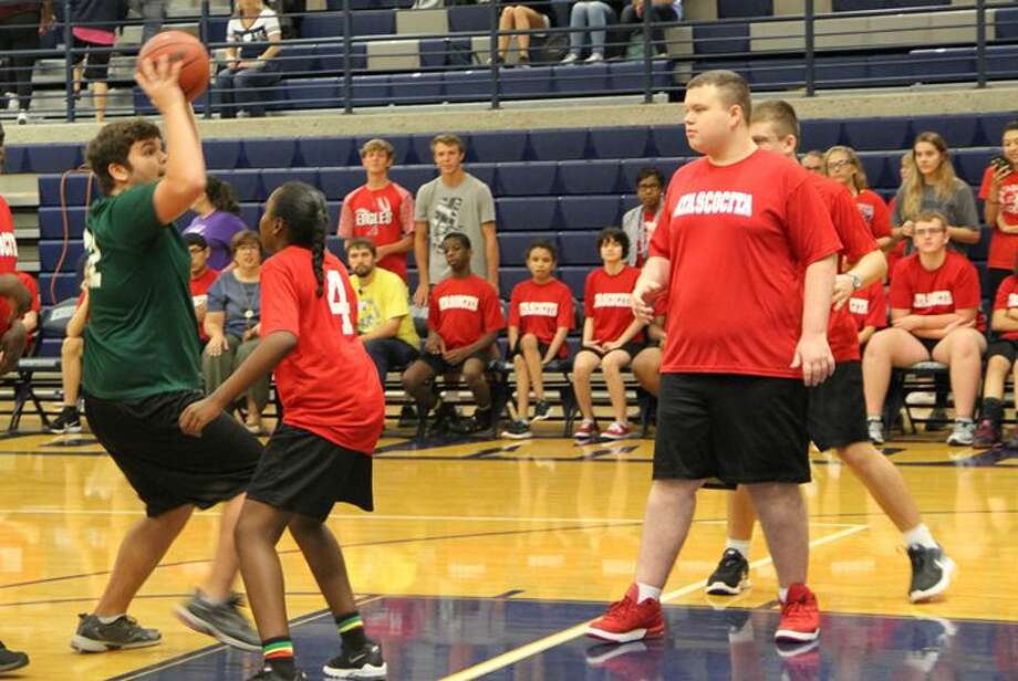 Students with disabilities experience athletic competition in Humble