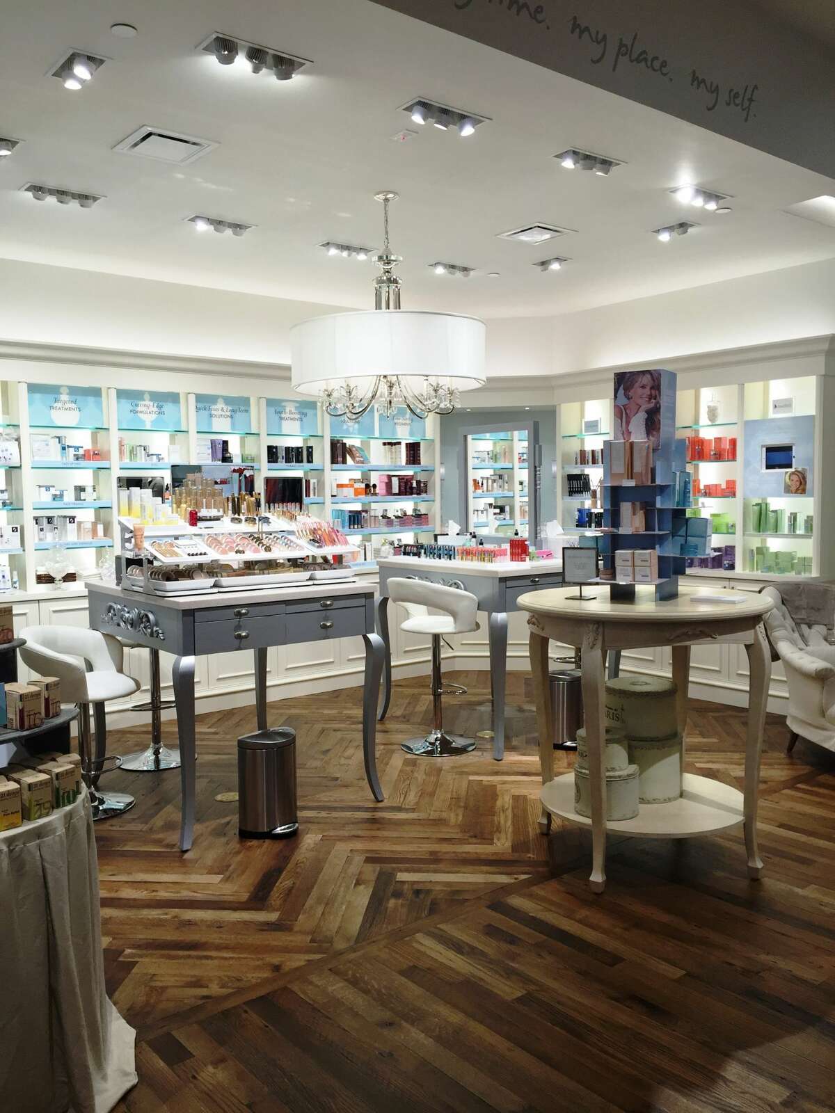 Are Soft Surroundings Stores Closing - kv6ugpa