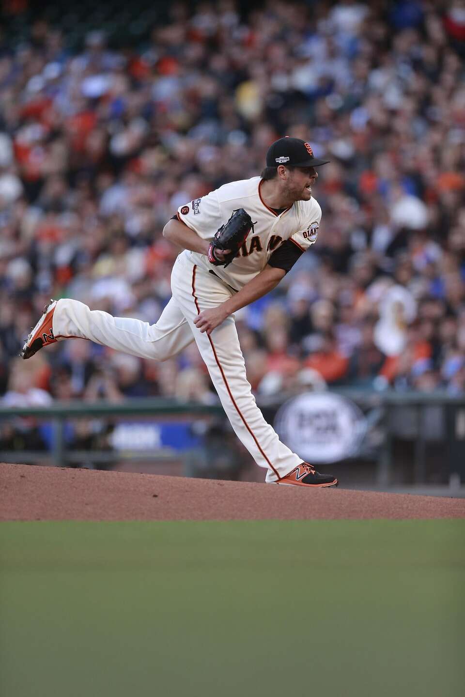 Giants season ends with huge ninthinning bullpen collapse
