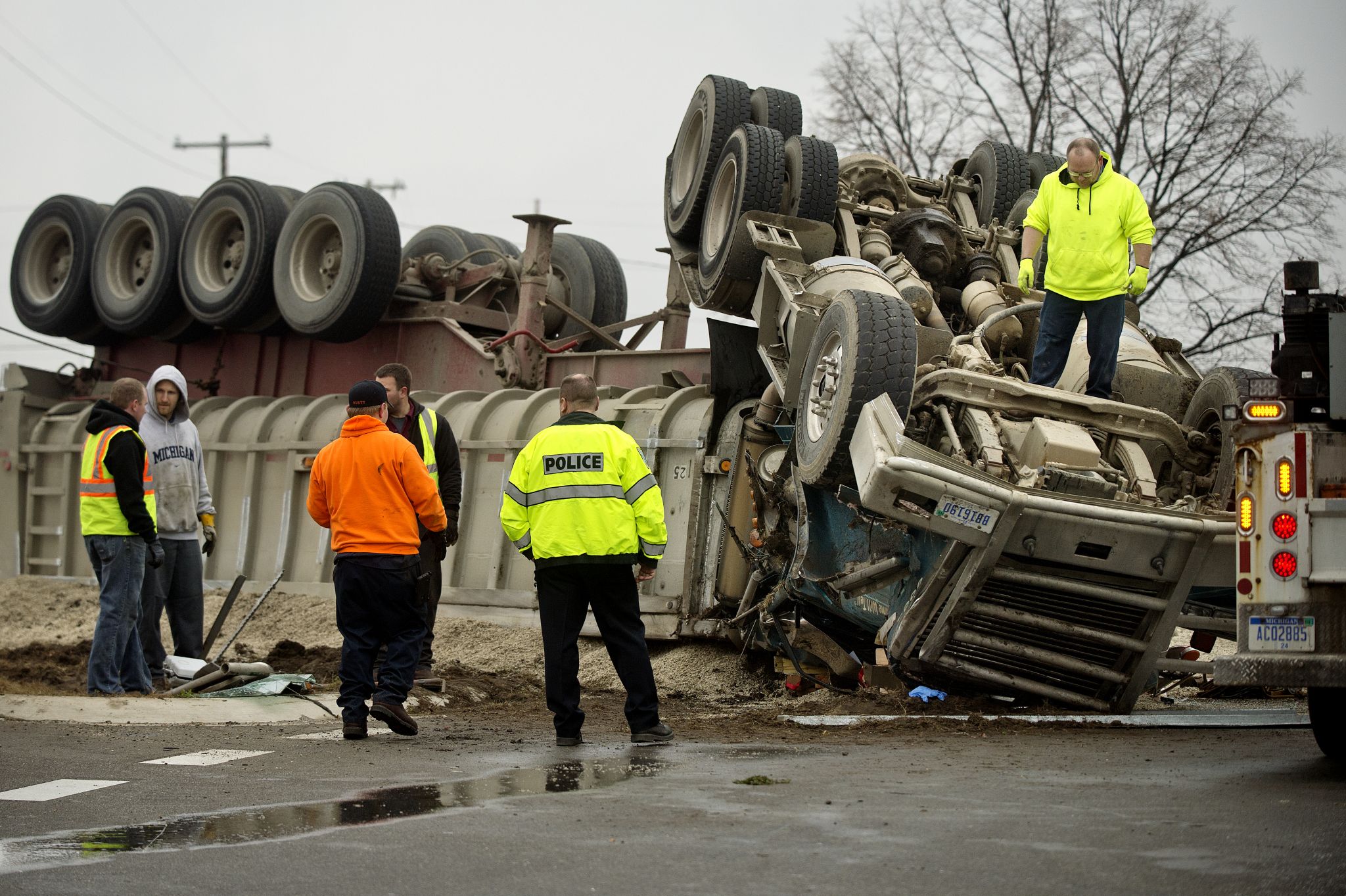 Brace yourself It's cardeer accident season in Michigan