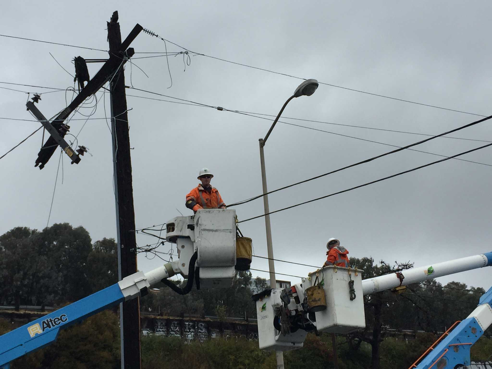 More than 22,000 still without power as storm crosses Bay Area