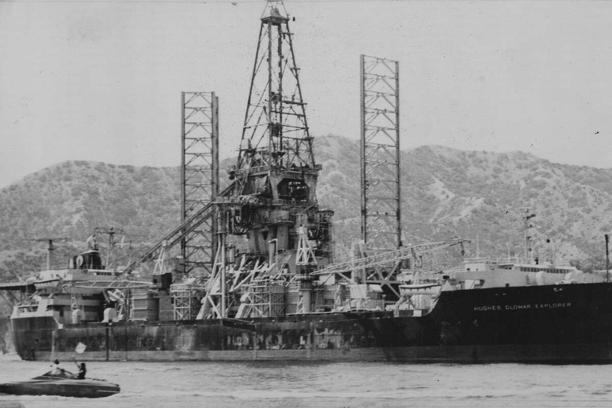 Glomar Explorer off the coast of Catalina Island during a secret sea trial, is a deep sea research vessel owned by Howard Hughes, under the sponsorship of the CIA was used in an attempt to raise a Russian submarine, which sunk in 1968 AP Photo dated 08/29/1975