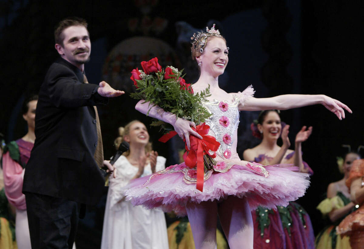 Houston Ballets new Nutcracker loses a star dancer picture