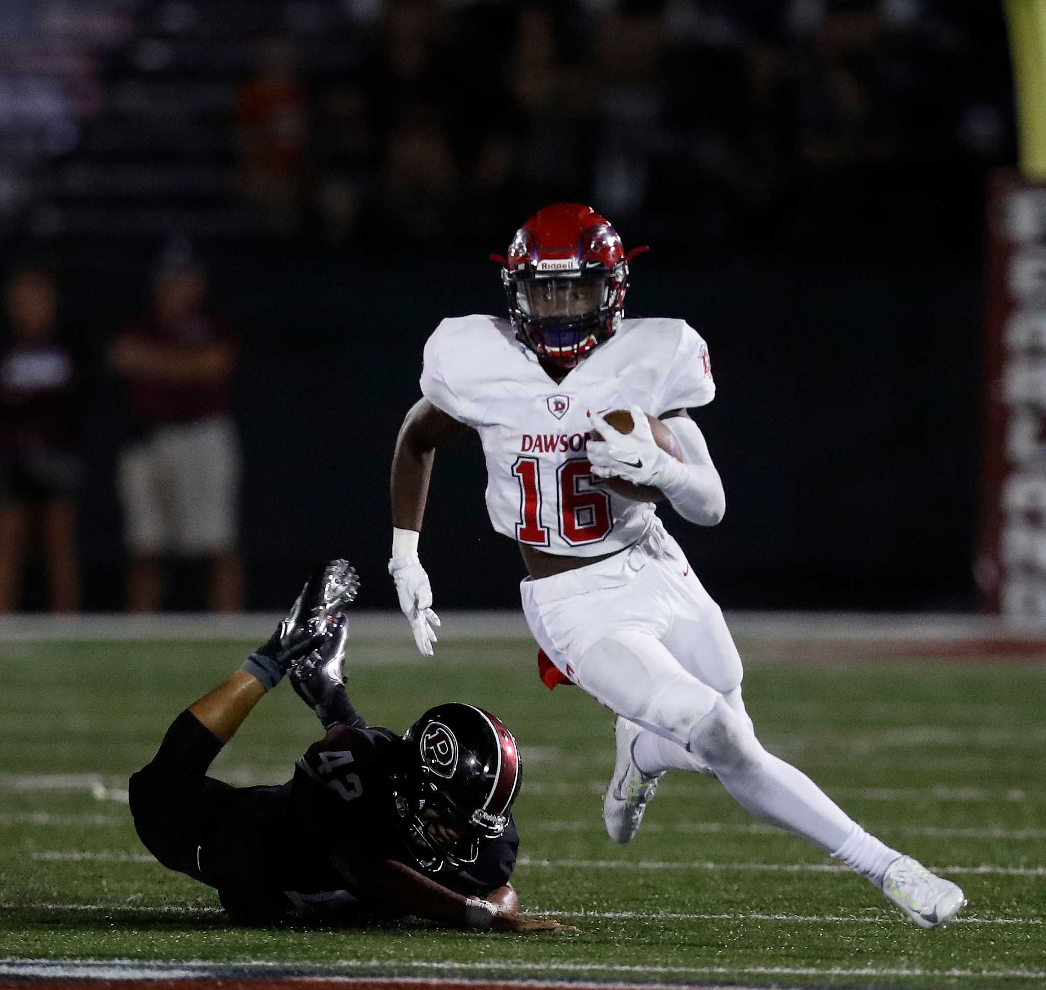 Dawson Prevails Against Rival Pearland Houstonchronicle Com