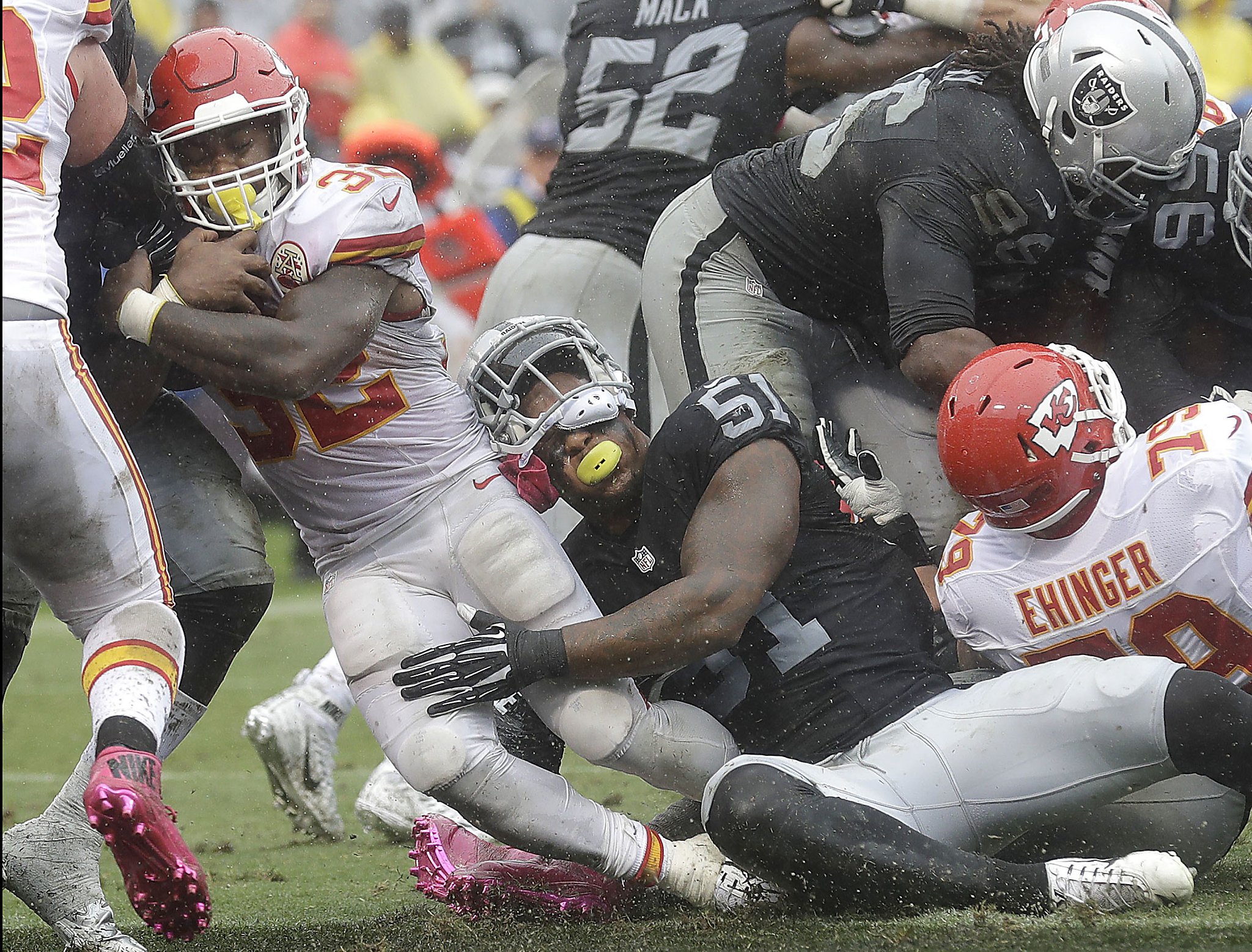 Amari Cooper is bright spot on otherwise rainy day for Raiders