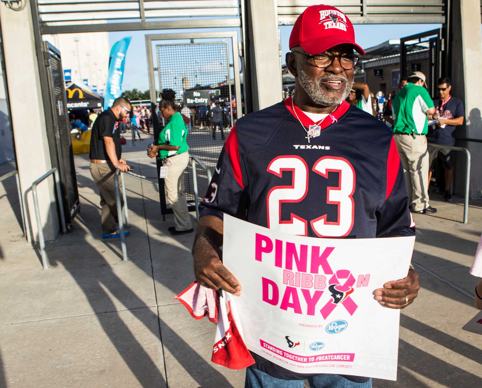 Photos: Fans tailgating at NRG for Texans-Colts game