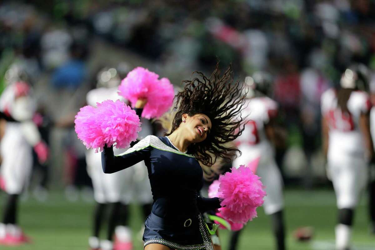 NFL Cheerleaders: Week 6