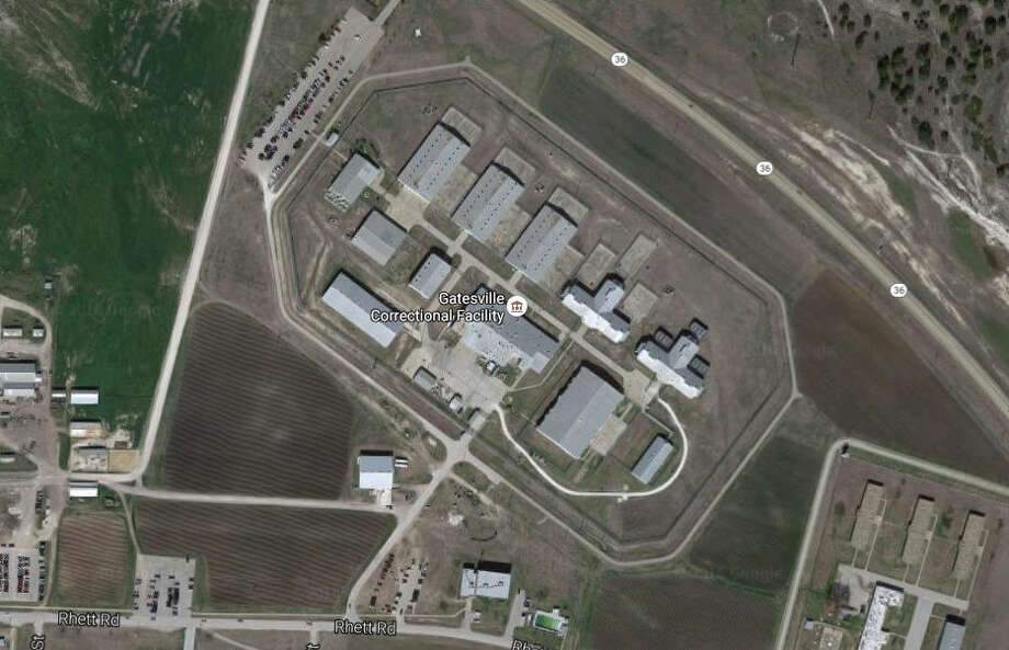 Inmate dies of apparent suicide at federal prison in Houston San