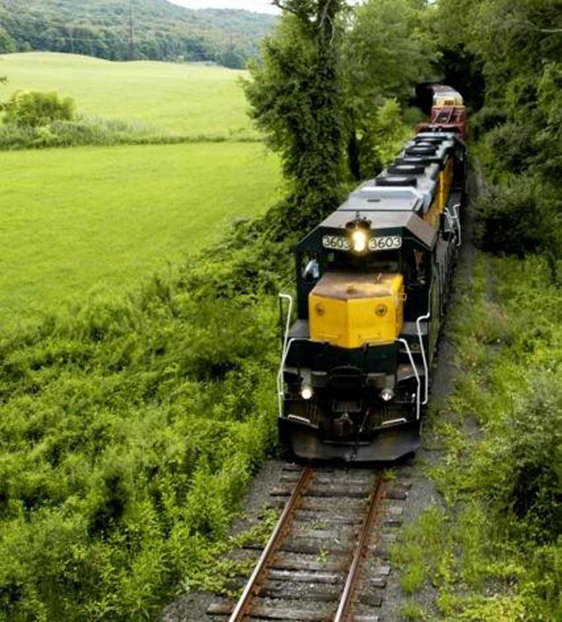 Metro North Looks At Service On Old Maybrook Line