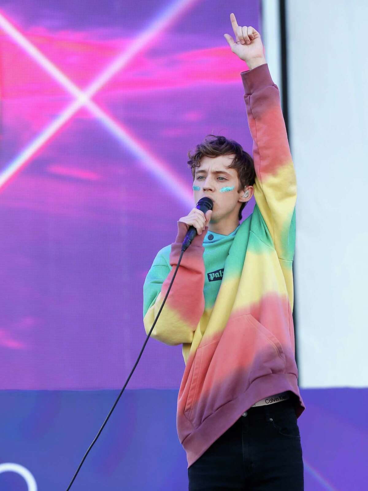 Pop singer Troye Sivan seeks balance as his star keeps rising