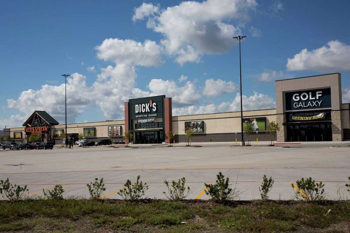 Dick's Sporting Goods begins soft openings of Houston stores