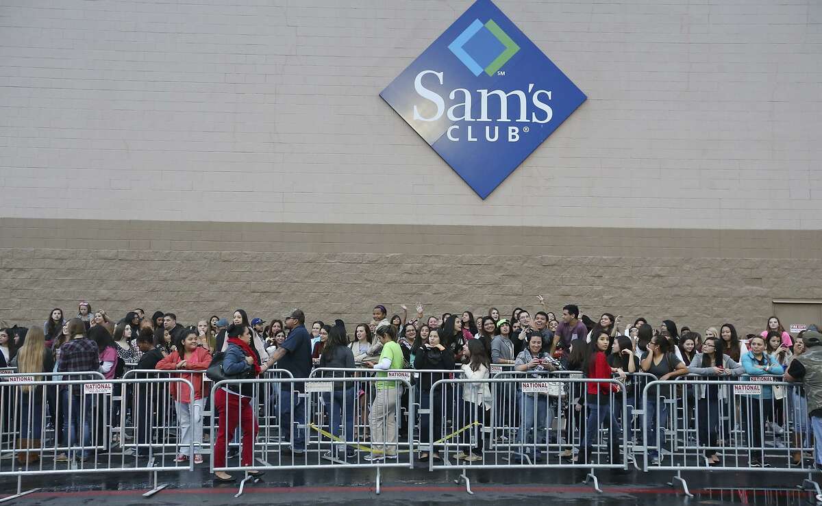 The Sam’s Club at 12919 San Pedro Ave. (not pictured) will permanently close Jan. 26, a Walmart spokeswoman says. Employees will be offered open jobs at other stores.