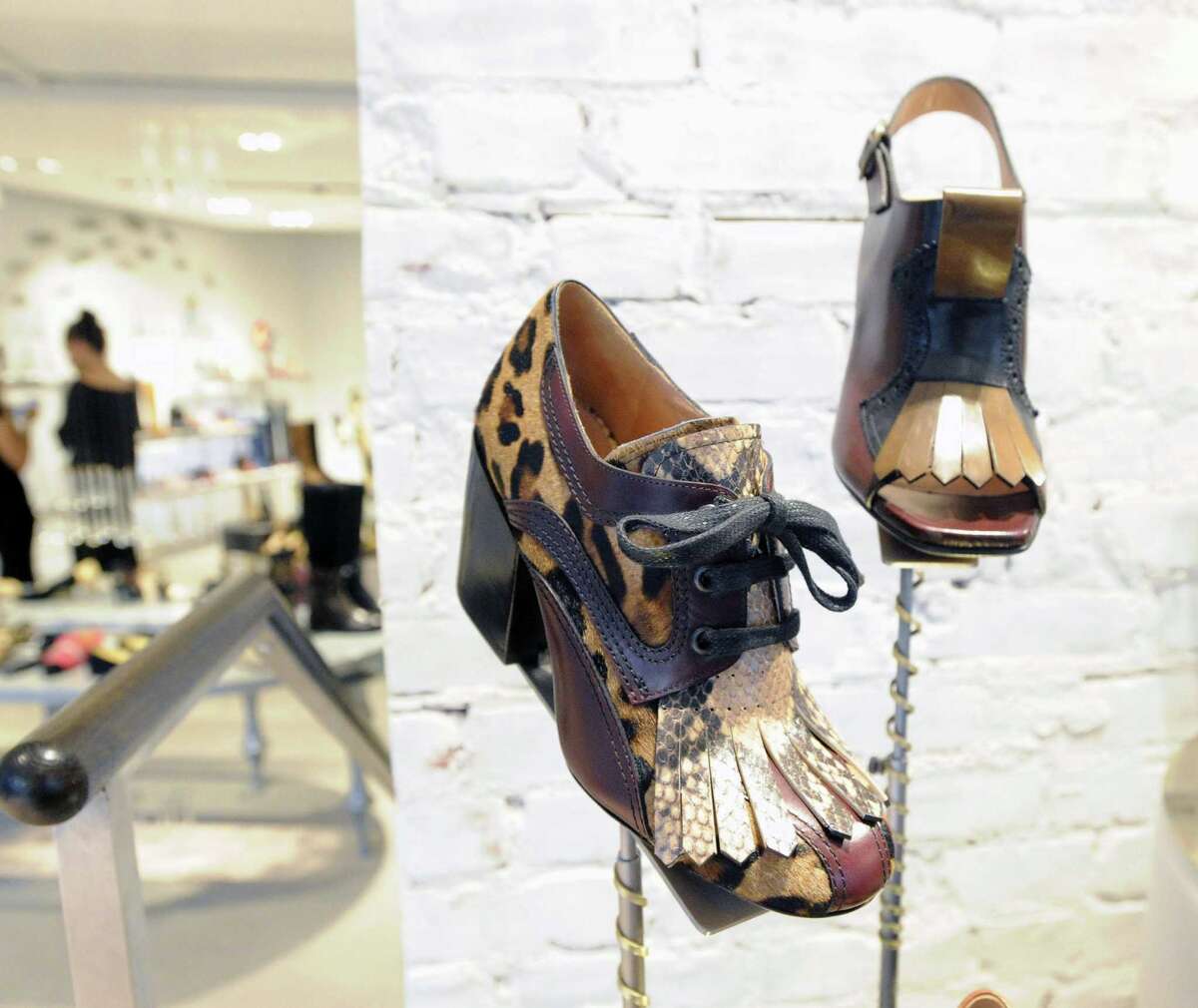 Saks shoe store opens on Greenwich Avenue