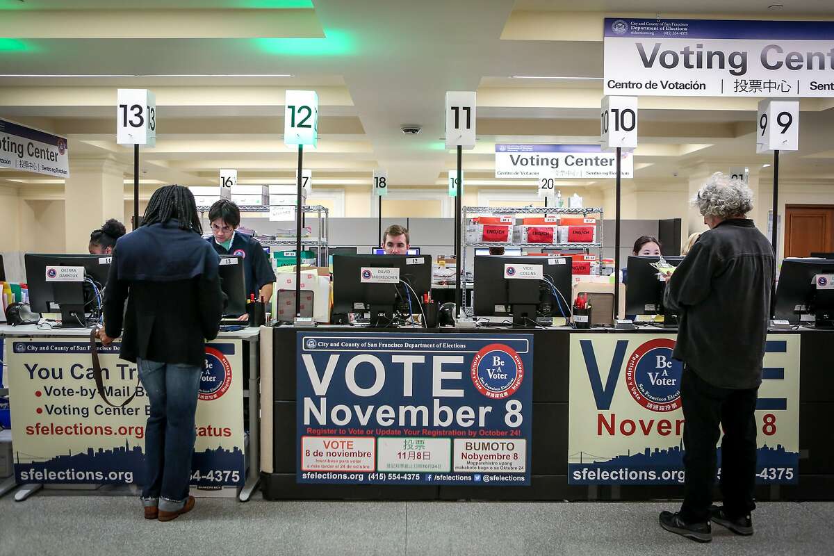 San Francisco residents take advantage of early voting at City Hall on Oct 20, 2016 in San Francisco, Calif.