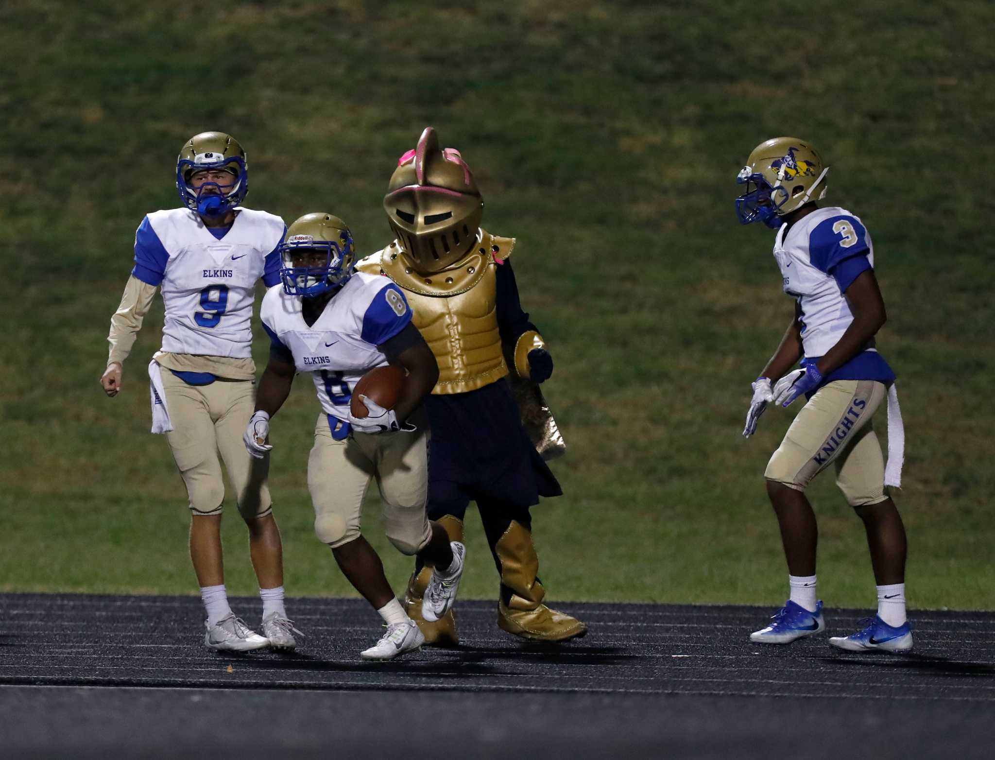 Leonard Harris III carries Elkins over Marshall in double overtime