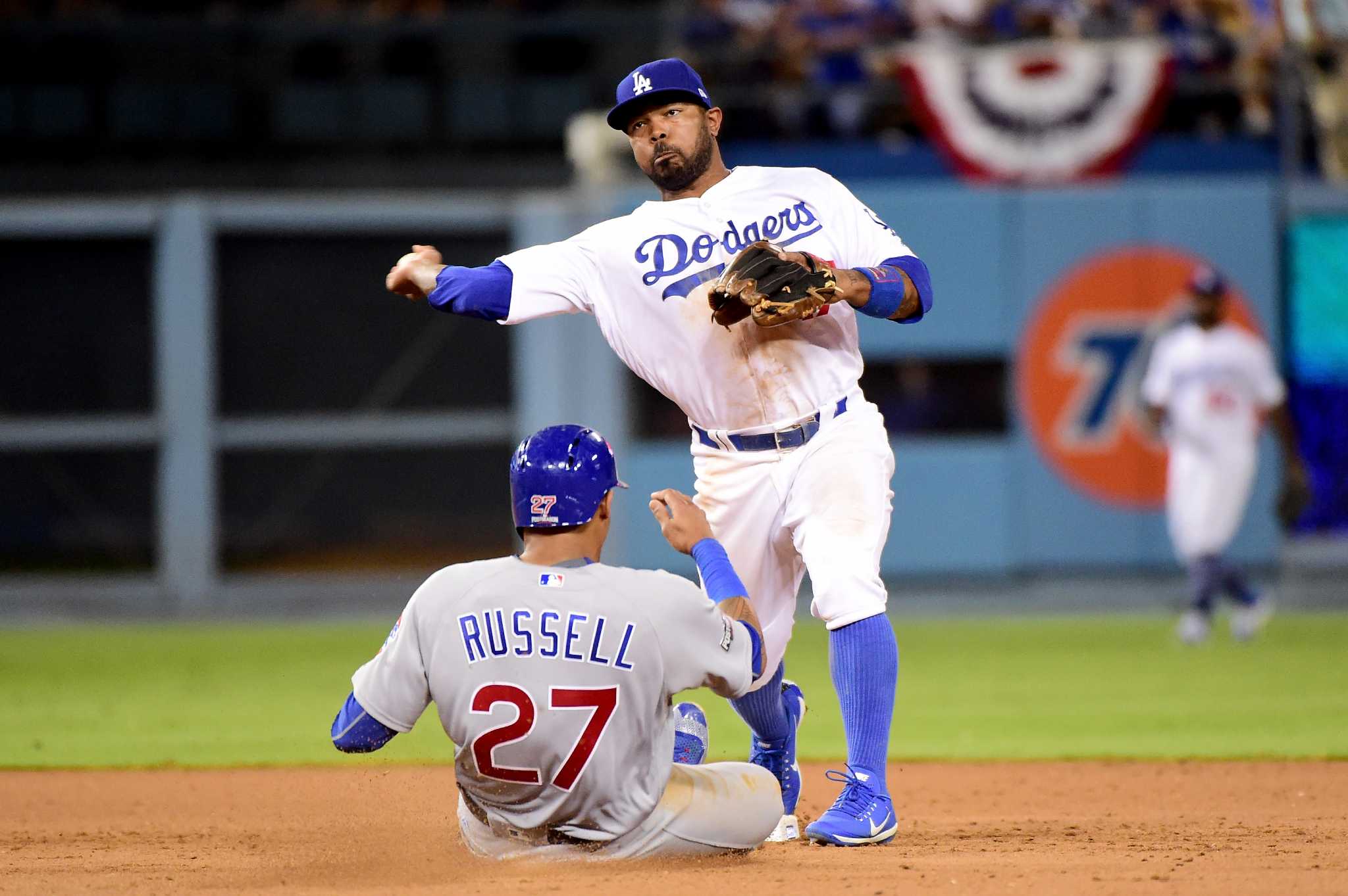 Dodgers re-sign Howie Kendrick, get better - McCovey Chronicles