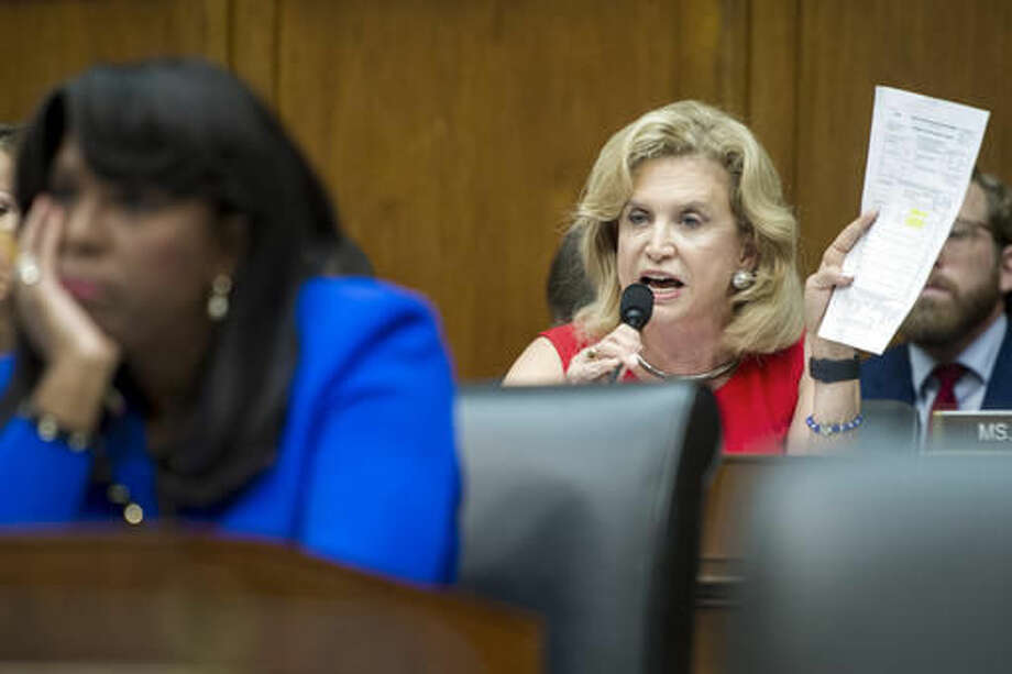 House lawmakers heap blistering criticism on Wells Fargo