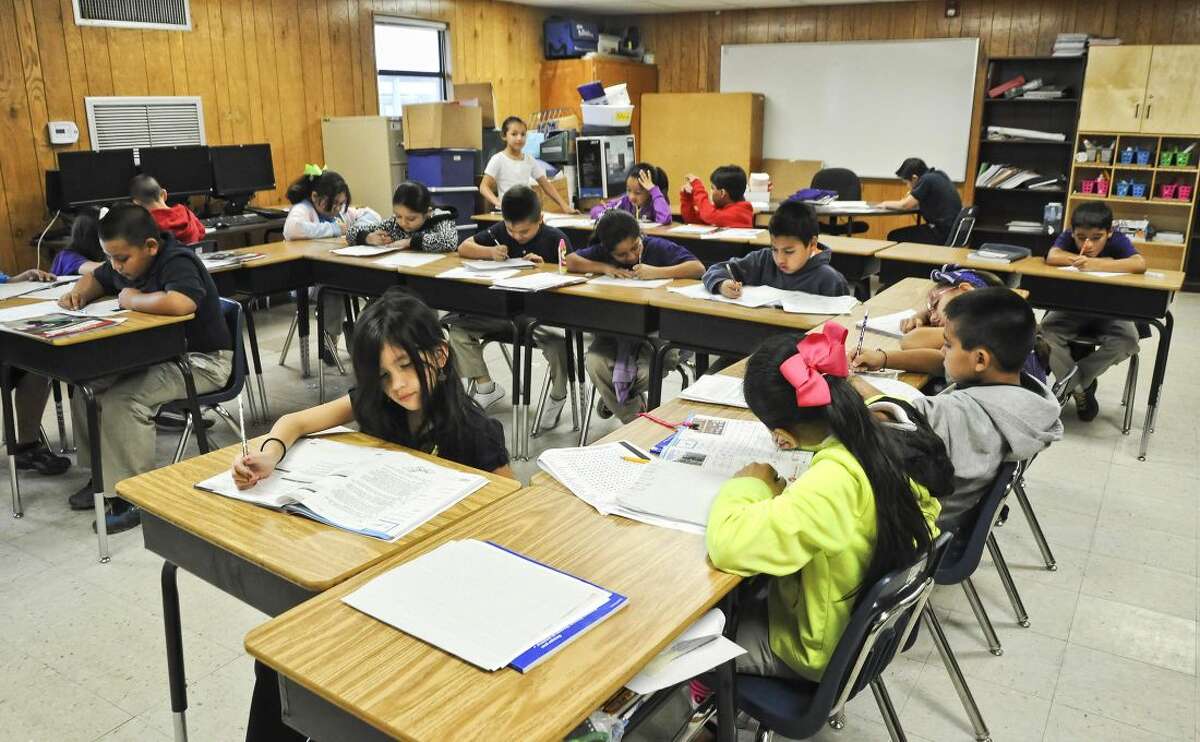 Araceli Flores' third grade class are shown in a crowded portable Friday morning at the Perez Elementary School. (Ulysses S. Romero/Laredo Morning Times)