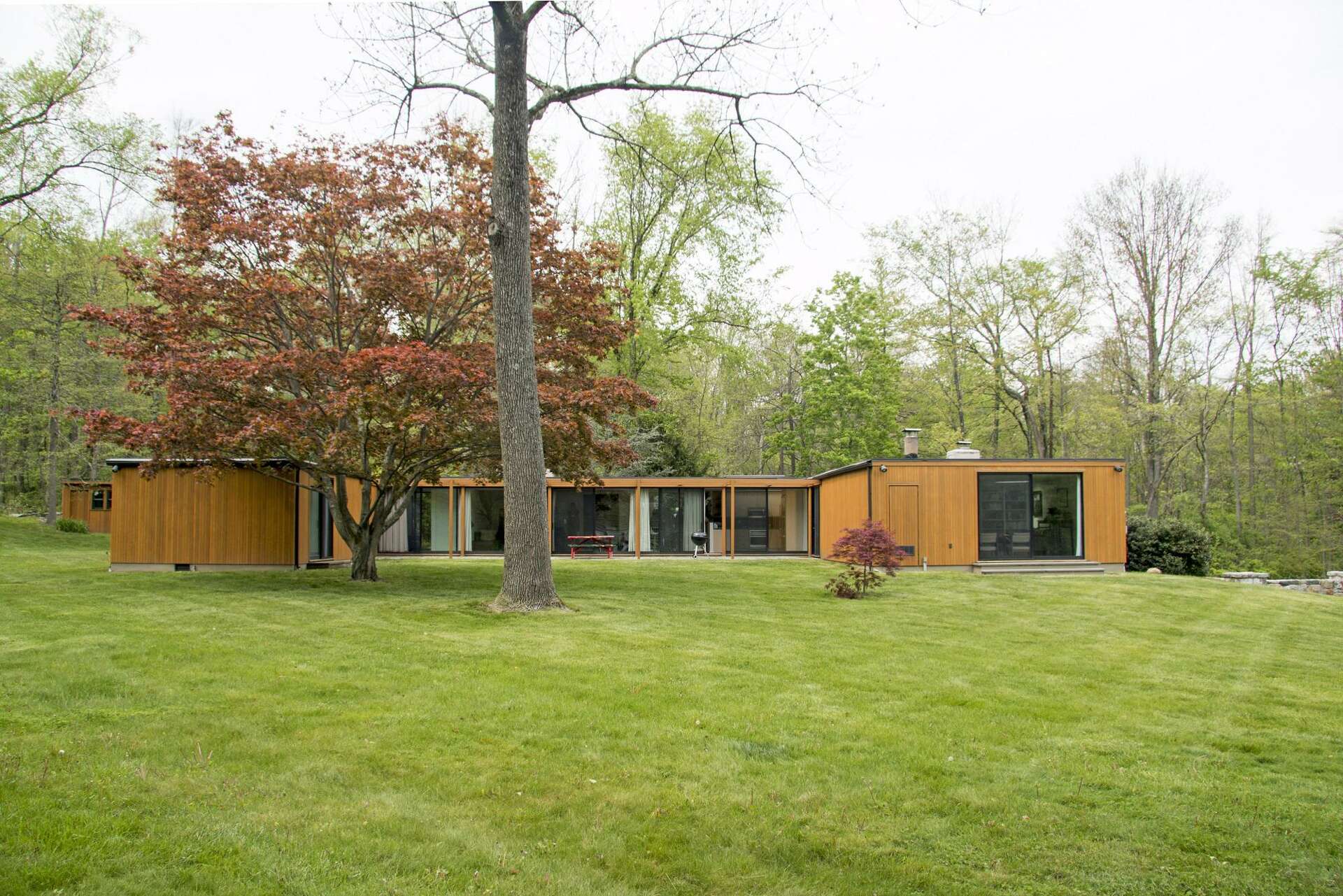 Tour New Canaan's modern architectural wonders