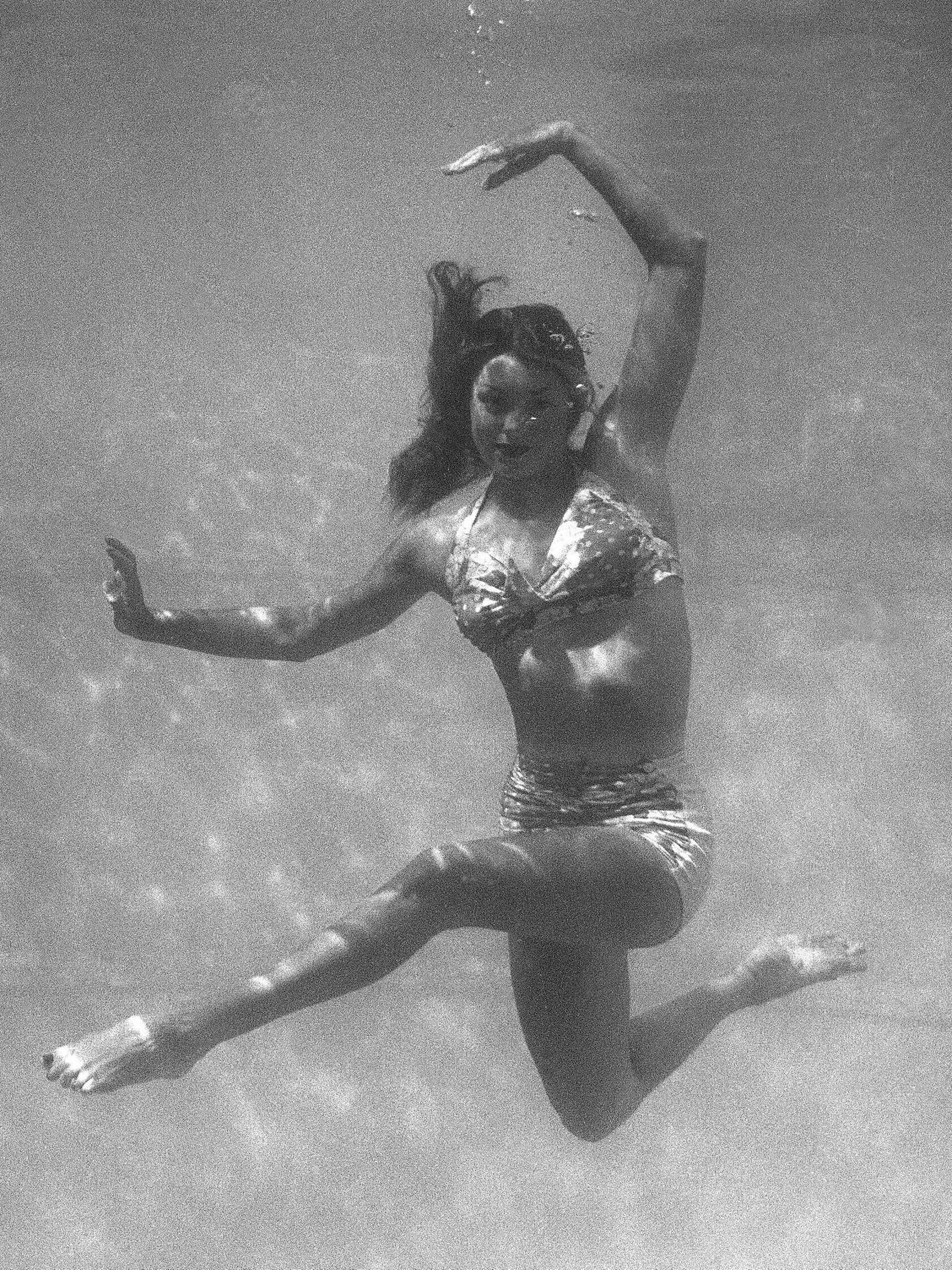 Swimmer and movie star Esther Williams dead at 91, image size:1920x2560