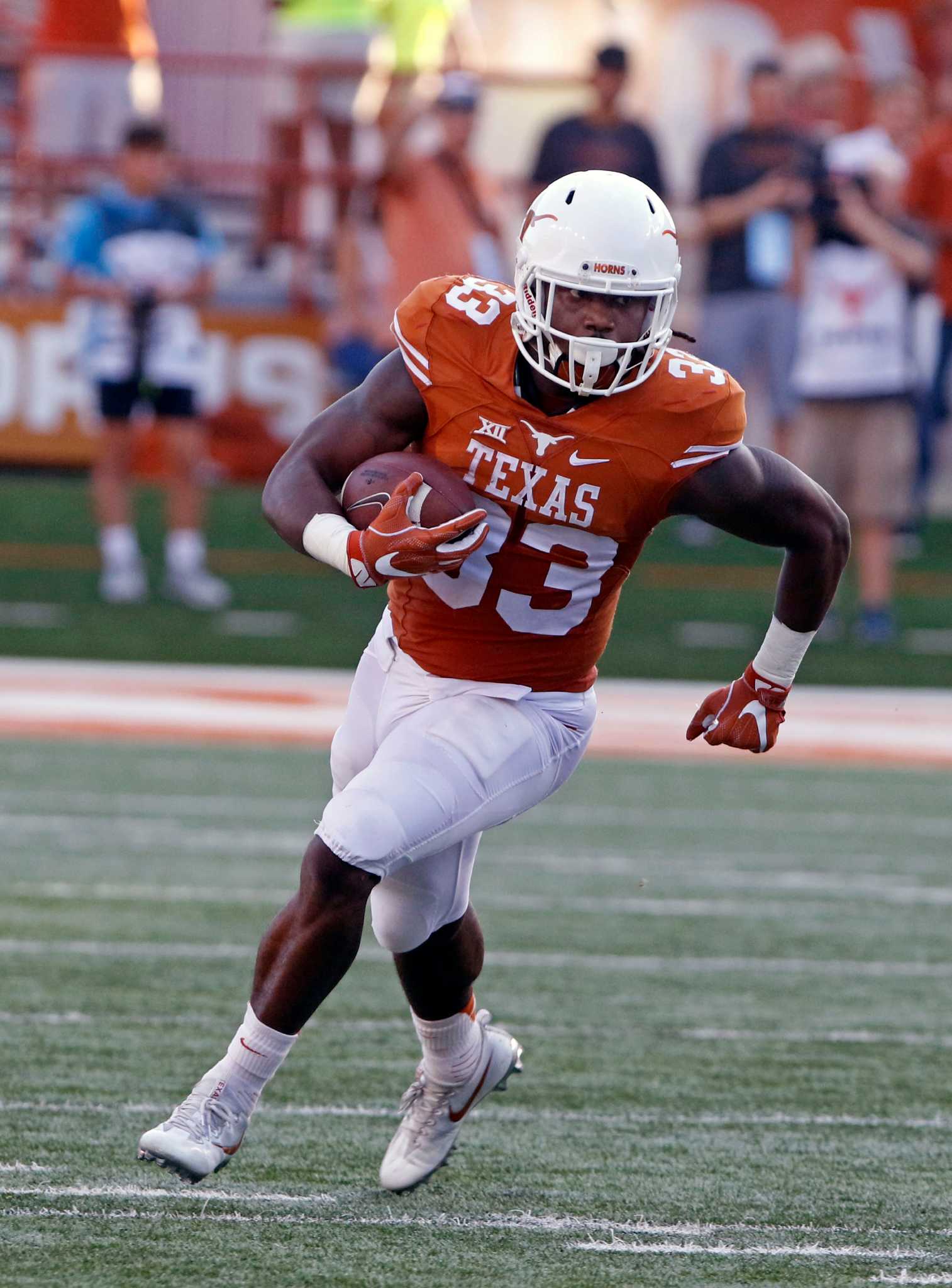 Texas tries to stay in the moment at Kansas State