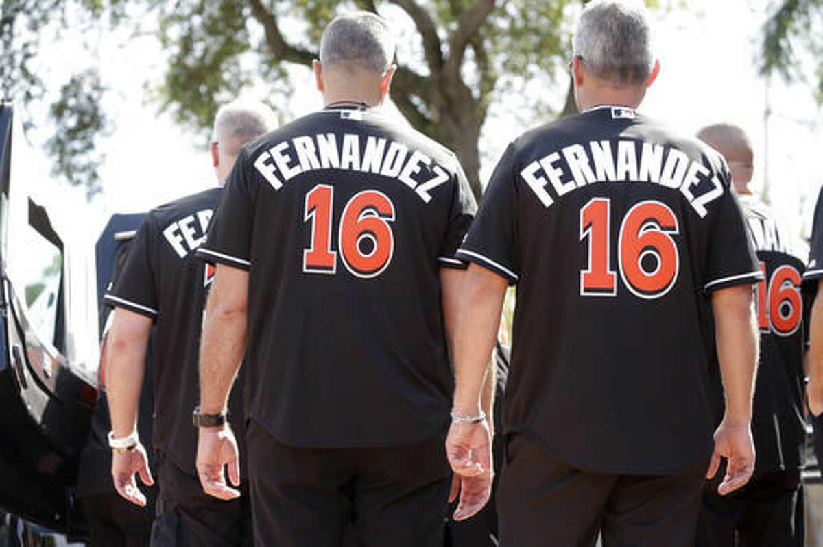 Family, friends of Marlins' Fernandez to attend funeral Mass