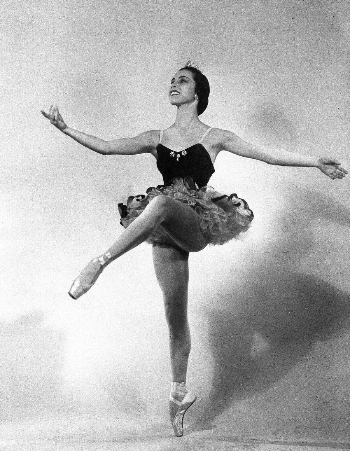 Ballet legend Maria Tallchief dies at 88